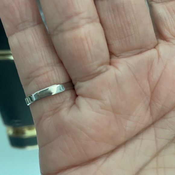 🎉🎉✨Goldtone and Silvertone Hamsa Adjustable Ring✨Fun Fashion Ring Preloved - Picture 3 of 4